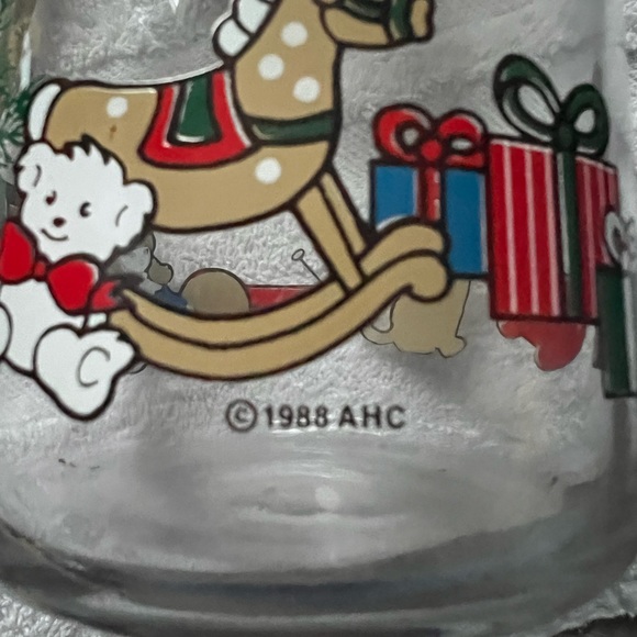 VINTAGE 1988 GLASS CHRISTMAS THEME JAR WITH LID - Picture 6 of 8